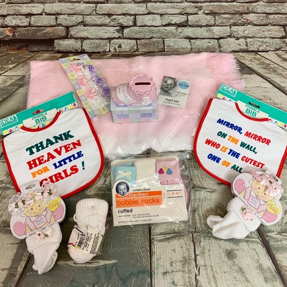Baby Girl Gift Bundle Socks Bibs Bows Bank Blanket